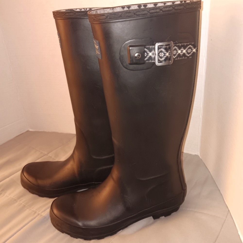 Pendleton Black Matte Rubber Boots 7M